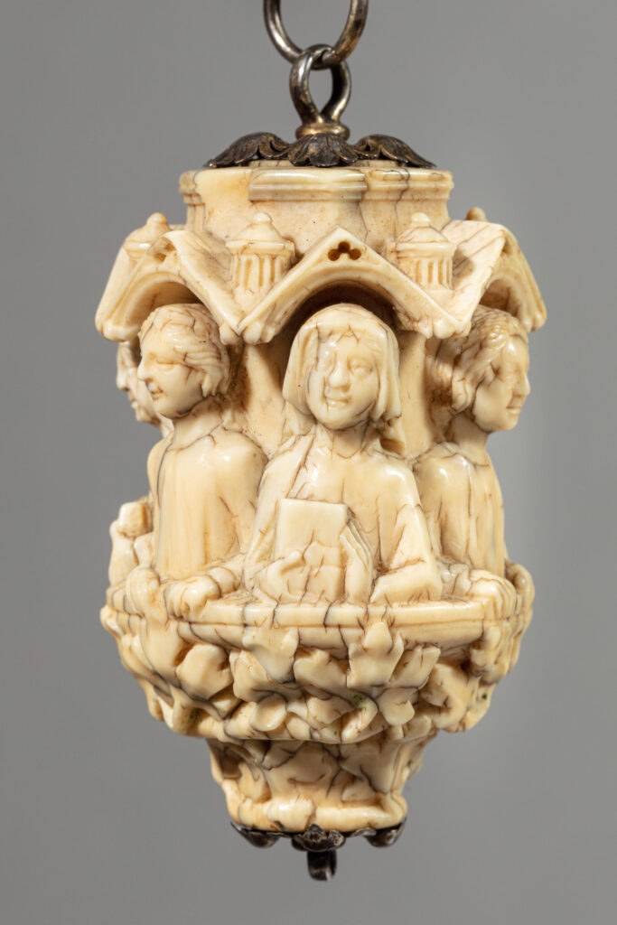 vente d'objets en ivoire